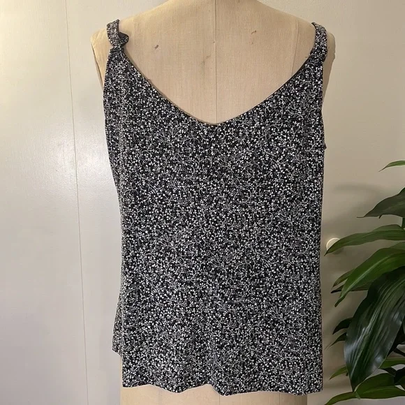 Alex evenings 2 piece tank and cardigan set in shimmery black and white - Picture 8 of 10